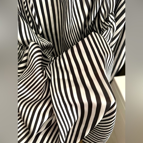 Striped Romper - Plus size - Picture 12 of 13